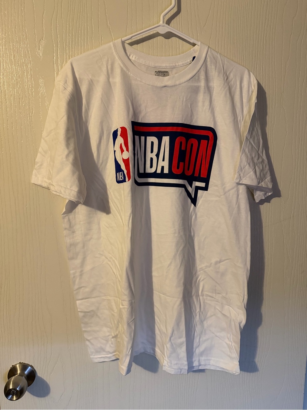 NBA Con Las Vegas White Graphic Tee Size Large NWT